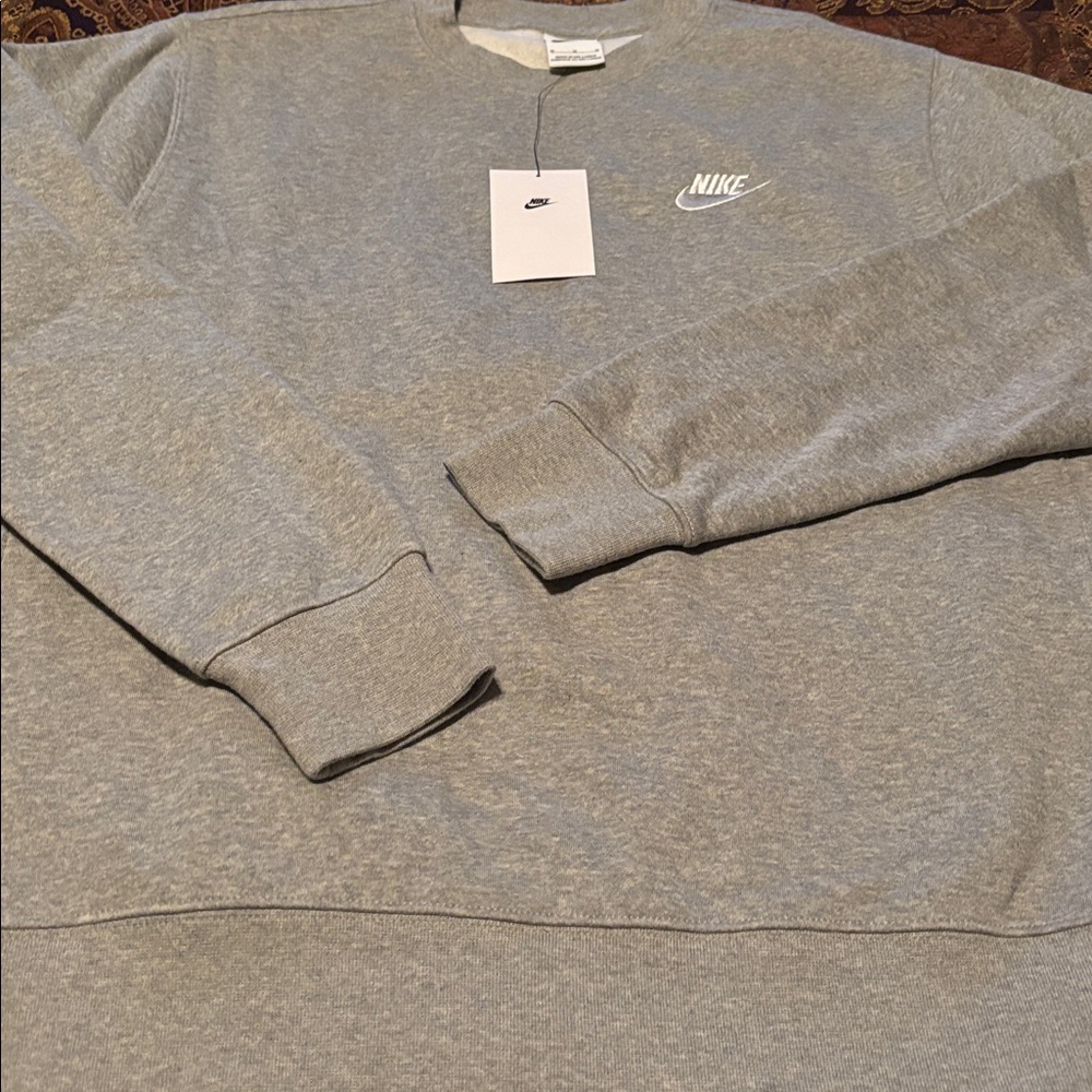 Nike Sportswear Fleece Lined Club Crew.